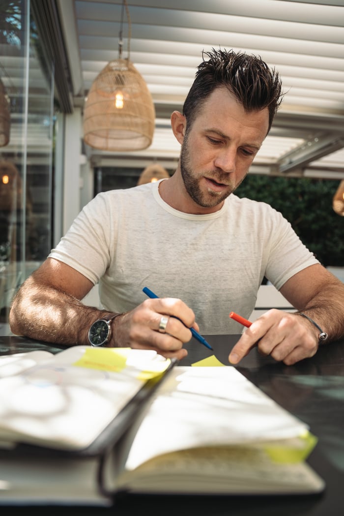 Comment mettre en place une stratégie multidimensionnelle et atteindre ses objectifs en tant que freelance ?